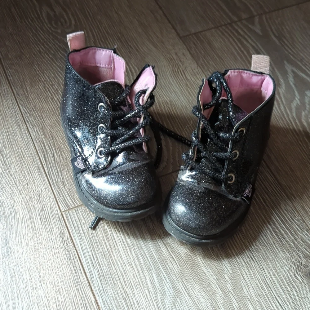 OshKosh B'gosh Combat Boots Girls 7 Black Glitter Pink Tab